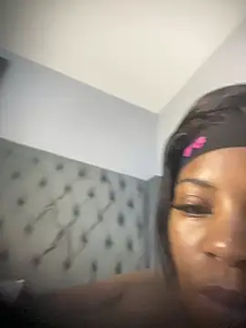 Chat +18 de thethicktities ao vivo