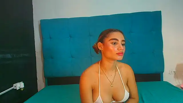 Elaa_xx Live XXX-chat