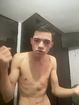 Latinos_2001 라이브 XXX 채팅