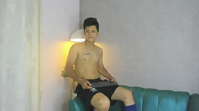 Živý XXX chat Julian_Fiire