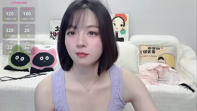 Lucy-8 Live XXX-chat