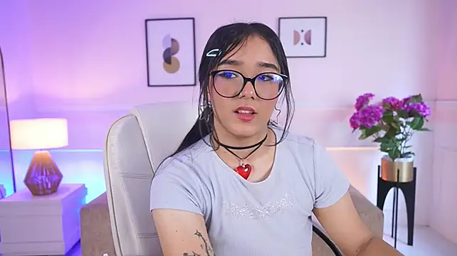 Czat XXX na żywo – VioletJoness_