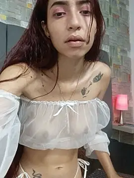 astrid___ Chat XXX in diretta