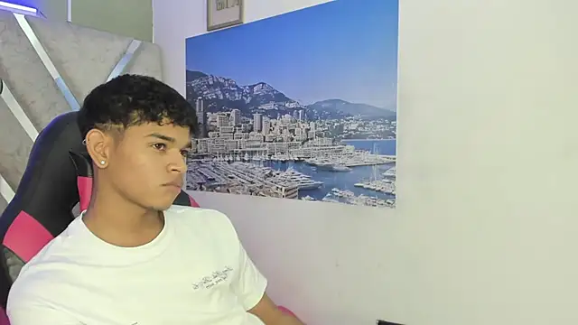 Chat +18 de nova_mitchell7 ao vivo