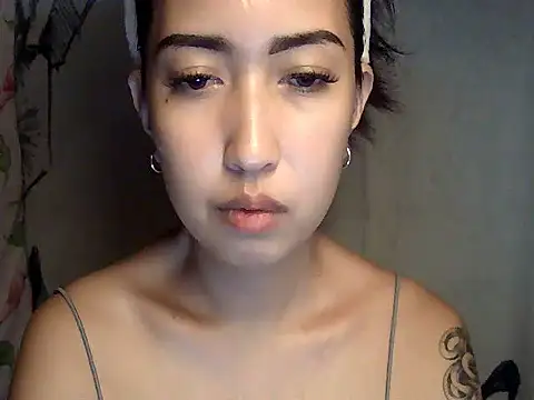 Chatroom XXX en direct de XXnaughty_08XX