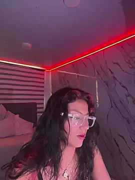 SamathaMay Adlı Modelin Canlı XXX Sohbeti