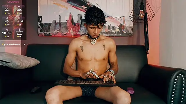 Maximoking26 XXX чат на живо