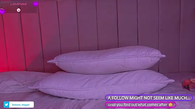 Megan_browns1's Live XXX Chat