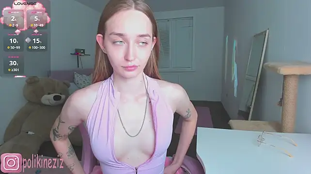 MoonDust's Live XXX Chat