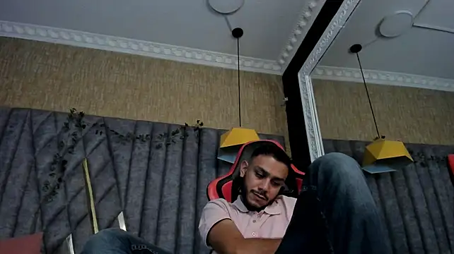 Chat XXX en directo de Boss_Domiinator
