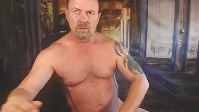 ManlyPrisonGuy – Live XXX-chat
