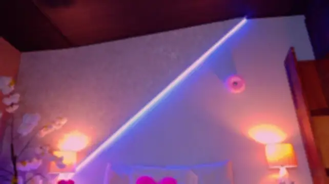 XXX chat uživo modela Kishalove_