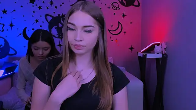 caroline_honeyy Шоу с уебкамера