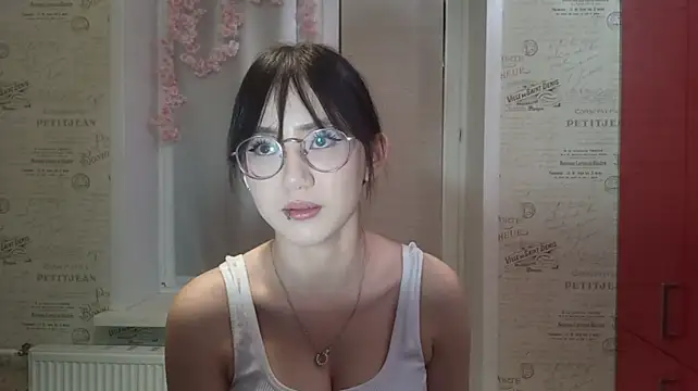 SolvedGlobe's Live XXX Chat