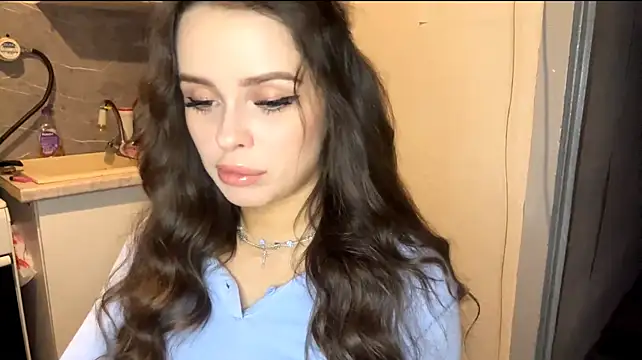 LanaSerbski Chat XXX live