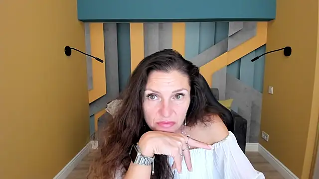 EllaLong Chat XXX live