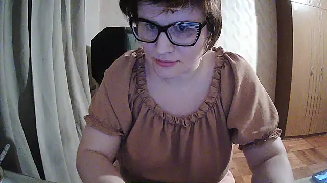 Онлайн чат XXX Jolinaha