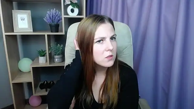 ElizabethGlow's Live XXX Chat