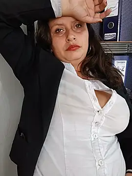 צ'אט XXX בשידור חי של LIA--23