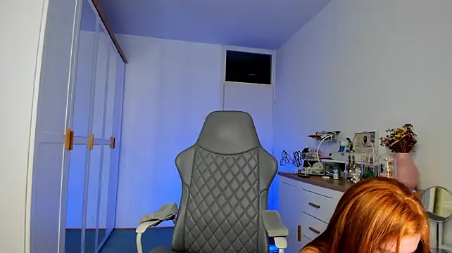Chat +18 de Aliceginger99 ao vivo