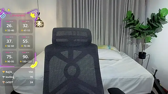 laylavg XXX чат на живо