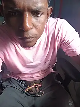 Show modela ta1ron na web-kameri