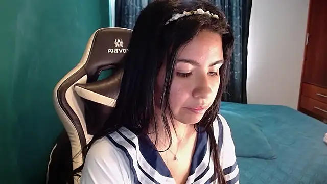 دردشة alice_middlee الجنسية المباشرة