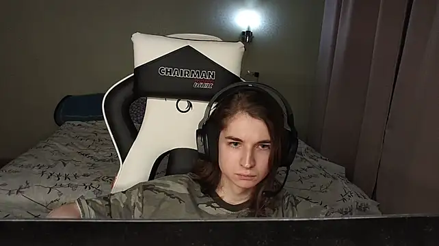 Show modela InnaDark na web-kameri
