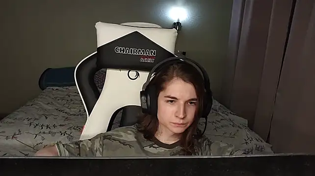 Show modela InnaDark na web-kameri