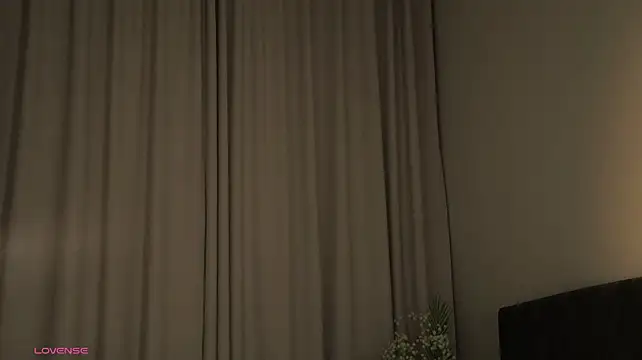 KirstinMcgeadyn Live XXX chat
