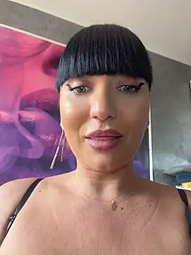 Chat +18 de MysticCleo ao vivo