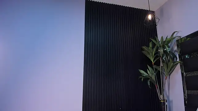 Bella-Bloom – Live XXX-chat