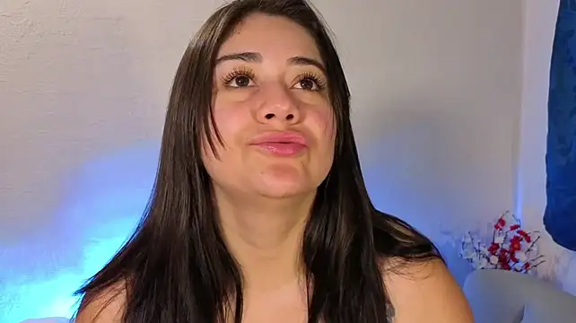 Chat XXX en directo de nahomi_sweett