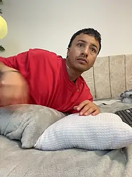 XXX chat uživo modela SirDamian