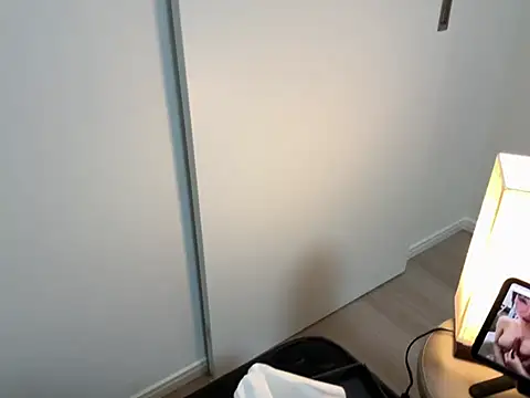Maika_Teacher Show Webcam