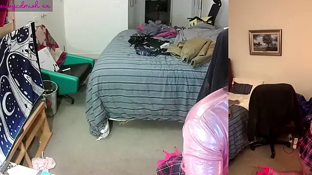 SissyCDMish Adlı Modelin Canlı XXX Sohbeti