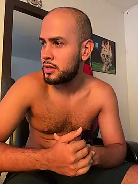 Chat +18 de MarcuXxx ao vivo
