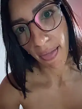 LiaFit: απευθείας συνομιλία ΧΧΧ