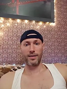 Онлайн чат XXX Andre202