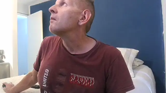 Živý XXX chat carlosbangsstar