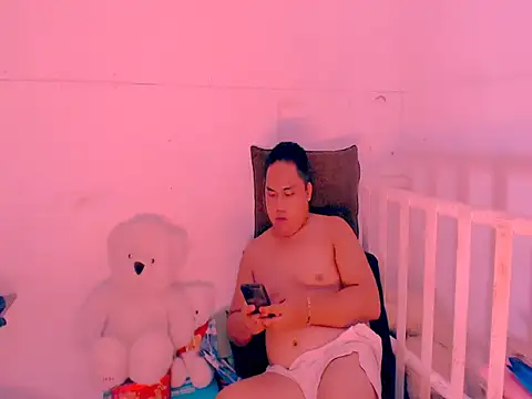 Chatroom XXX en direct de Hardking_69