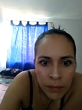 Chat +18 de Helensex0516 ao vivo