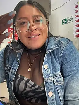 แชท XXX สดของ Outdoors-Mia_Khalifa