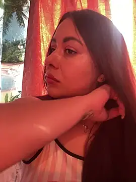 DaisyStreet's Live XXX Chat