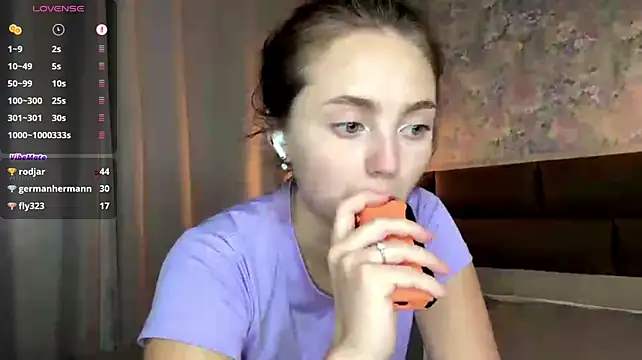 LoraDavi's Live XXX Chat