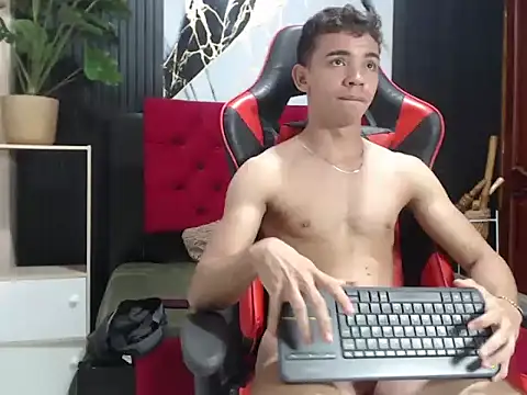 XXX chat uživo modela CamiloRoss_
