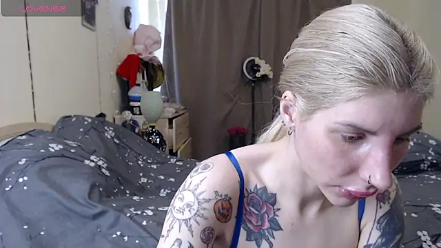 BLACKPeonyy Live XXX-Chat
