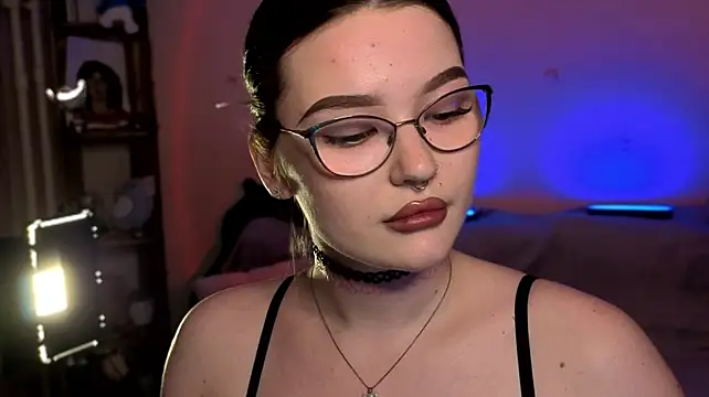 milliedoll Adlı Modelin Canlı XXX Sohbeti