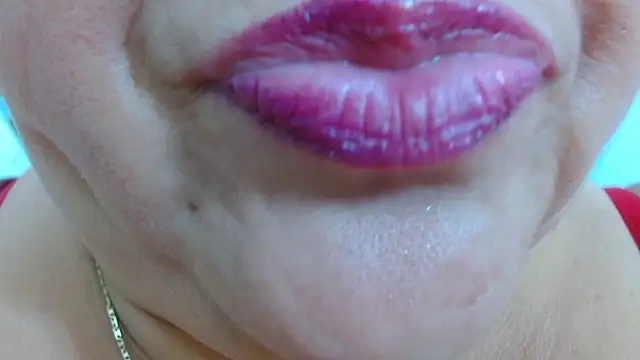 Kerly_DollのライブXXXチャット