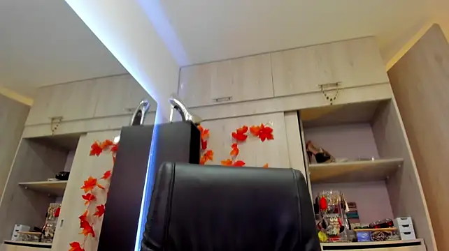 BellaFlaming Adlı Modelin Canlı XXX Sohbeti